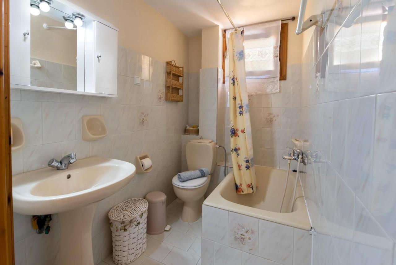 Voula Apartments Ґайос Екстер'єр фото